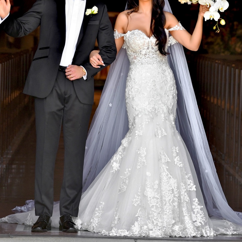 Stunning Australian Bridal Wedding Dress